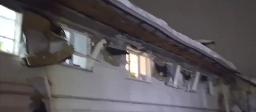 В Зеленодольском районе обрушилась часть крыши жилого дома Ночью 28 февраля в селе Айша Зеленодольского ра...