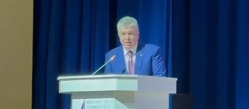 Мэр Челнов признался, что мать критикует его за состояние дорог Глава Набережных Челнов Наиль Магдеев рассказал...