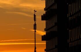 Развивать 5G одинаково важно и в корпоративном,...