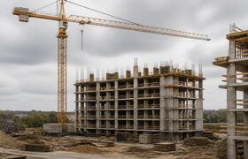 Падение в строительстве стало рекордным за деся...